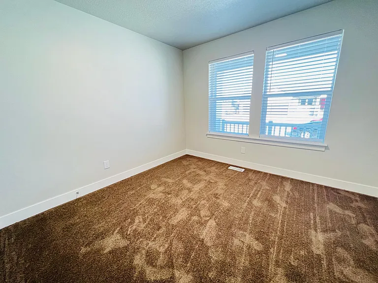 4725 Gunsight Peak Dr — Photo 18