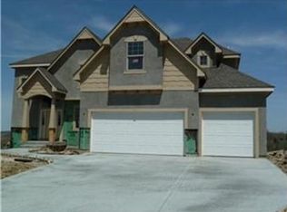 19724 W 94th Ter, Lenexa, KS 66220