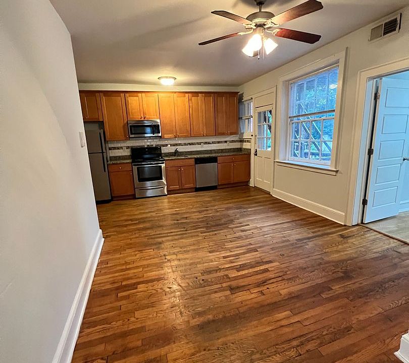 1st image of 1121 W Grace St APT 7