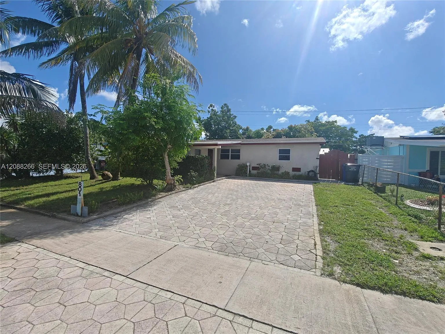 Boulevard Heights Sec 3 — Photo 3
