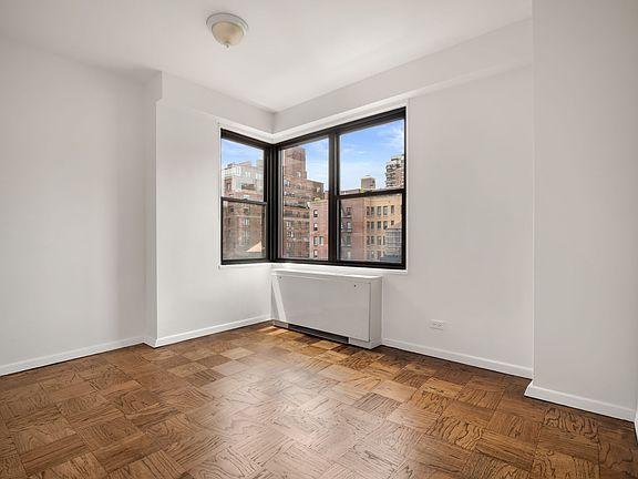 4th image of 120 E 90th St APT 16C