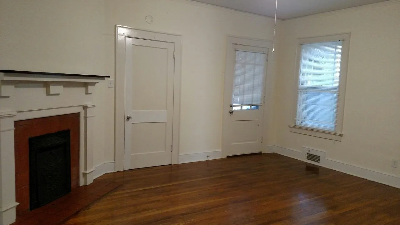 3 bed, 2165 sqft, $1,500 — Photo 4