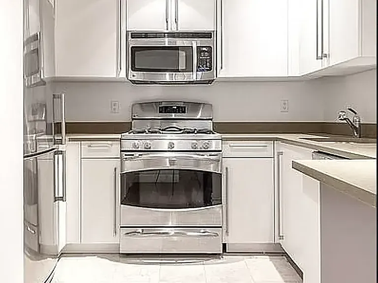 154 W 70th St #7M — Photo 7