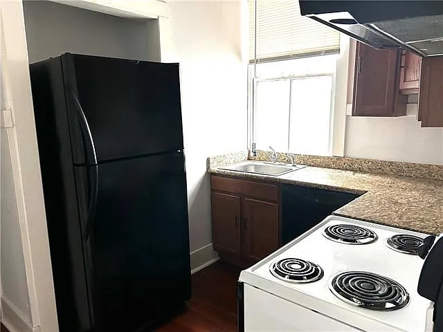 932 Jackson Ave #1 — Photo 7
