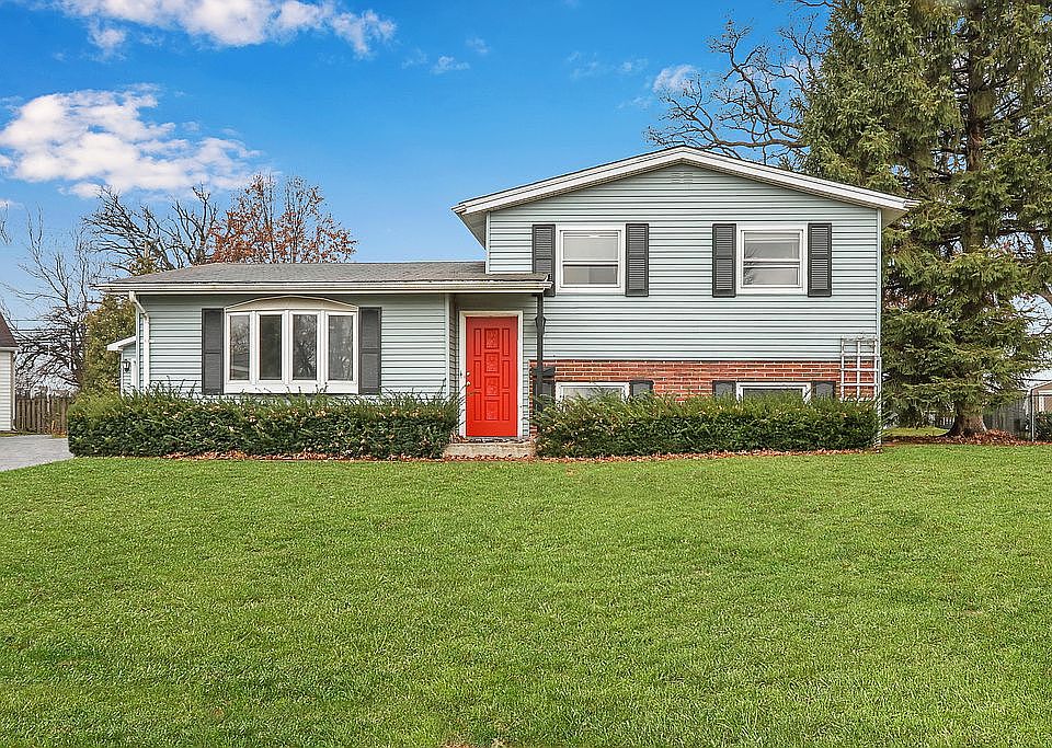 1st image of 18567 W Woodland Ter
