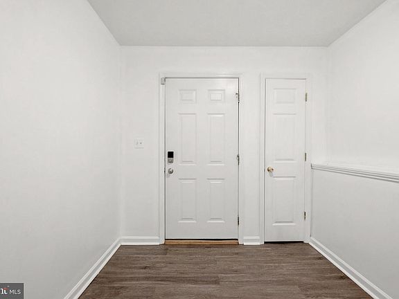 3rd image of 114 Sir Washington St