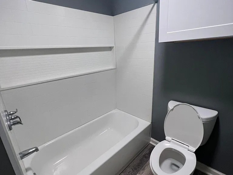 527 E Caney St #M — Photo 14
