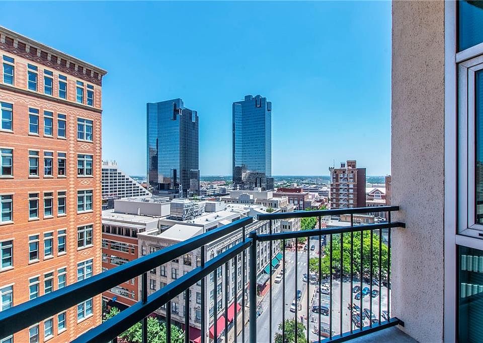 1st image of 500 Throckmorton St APT 1204