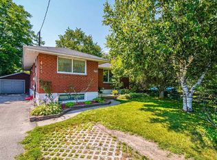 454 Stevenson Rd N, Oshawa, ON L1J 5N6