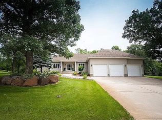 107 Morning View Rd, Sauk Centre, MN 56378