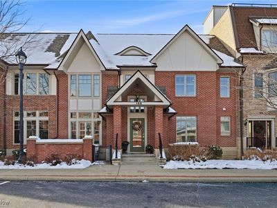 168 Vine St #69, Westlake, OH, 44145