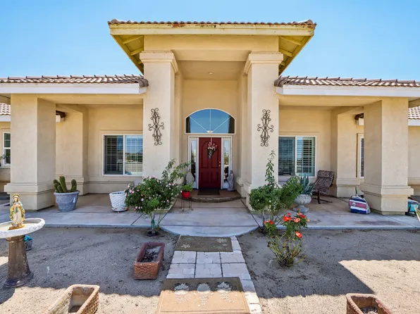 11374 Arena Rd, Pinon Hills, CA 92372