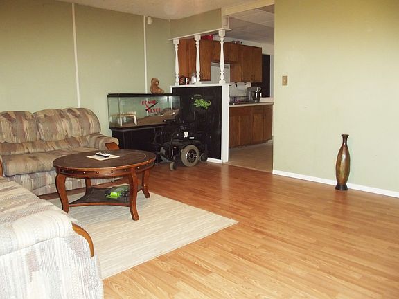 Spacious living room