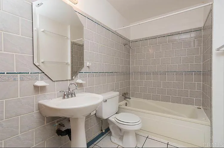 745 E Bradley Ave #2 — Photo 14