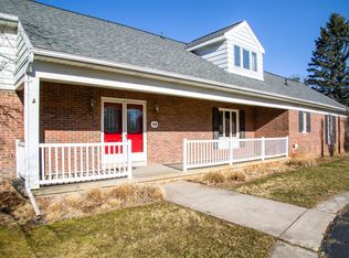 2096 Tomahawk Rd, Okemos, MI 48864