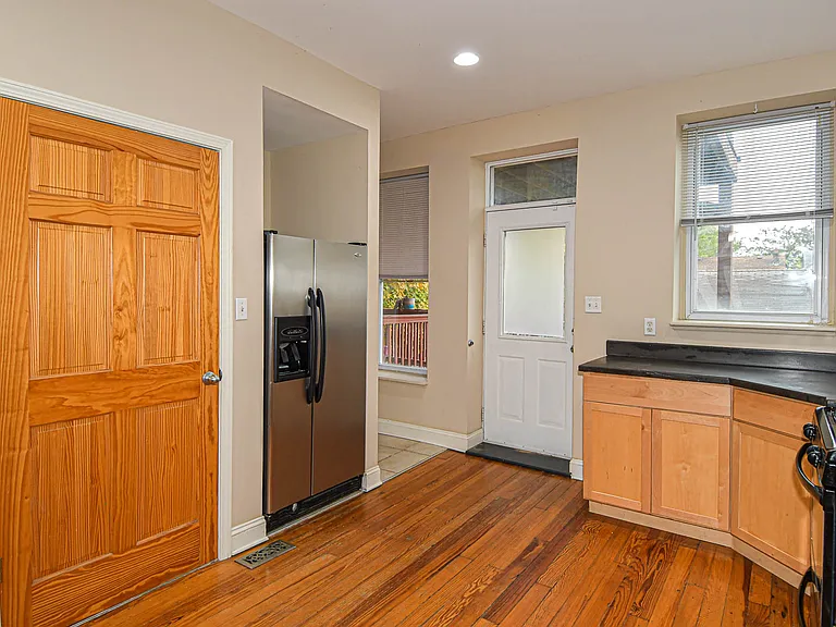 2602 Minnesota Ave — Photo 16