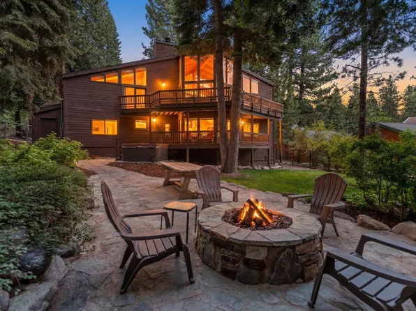 10871 Silver Fir Dr, Truckee, CA 96161