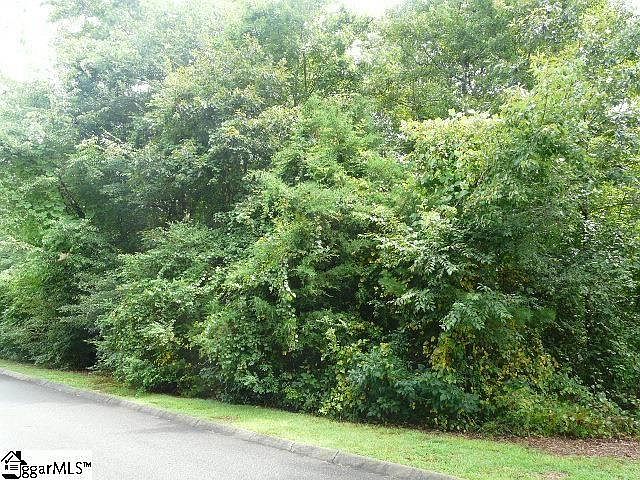 2nd image of 112 Club Ridge Dr