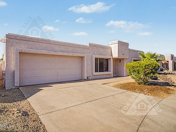 3rd image of 912 E VILLA RITA Drive