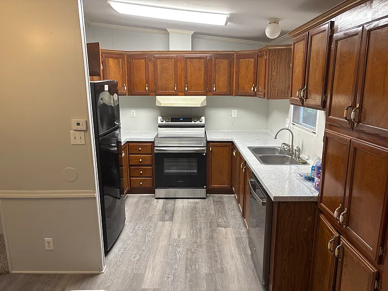 13883 Tepee Trl — Photo 3