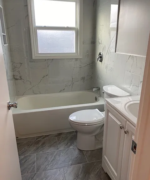 96-98 W Sylvania Ave #6 — Photo 9