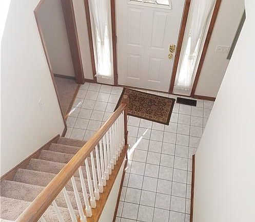 5th image of 8000 Oak Tree Dr