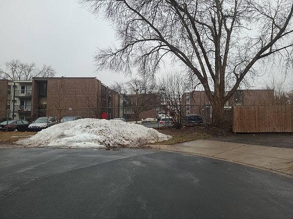 4th image of 5837 Upton Ave N