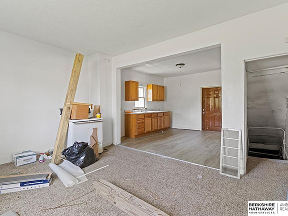 3rd image of 1019 Avenue C