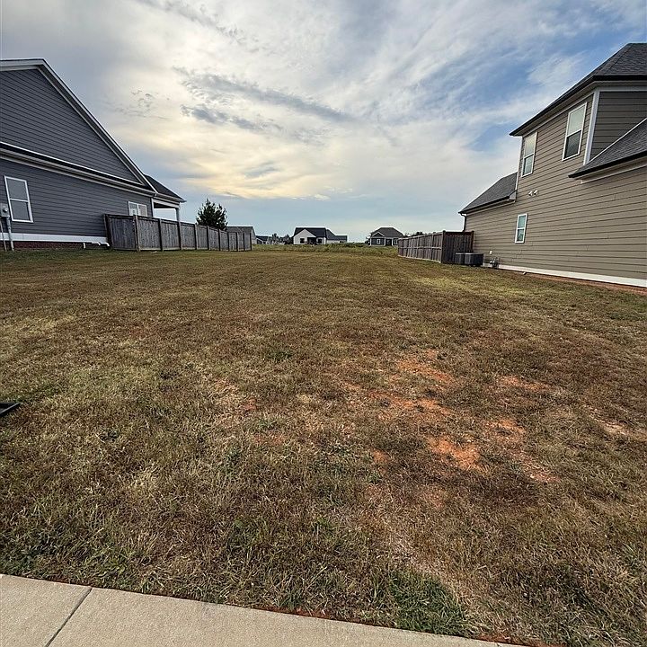 1st image of 643 Boston Park Dr