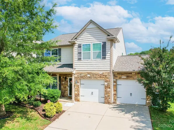 2419 Impatien Dr, Charlotte, NC 28215