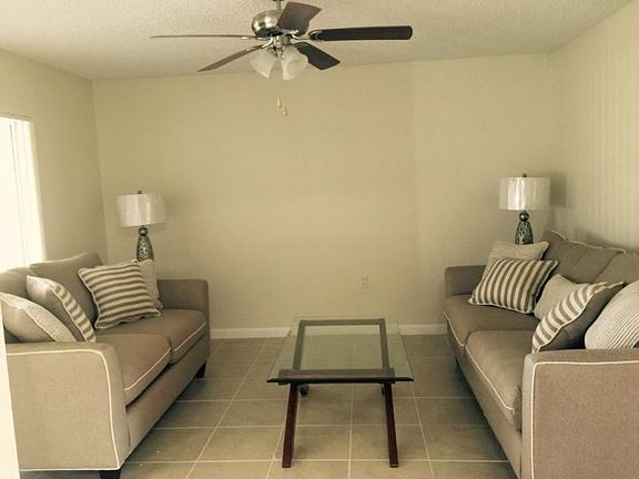4th image of 16102 Glenmoor Dr