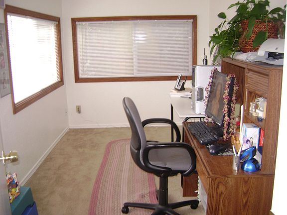 Den/3rd Bedroom/Office