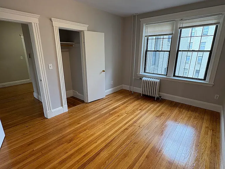 2 Sutherland Rd #41 — Photo 15