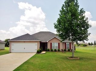 47 Honeysuckle Way, Fort Mitchell, AL 36856