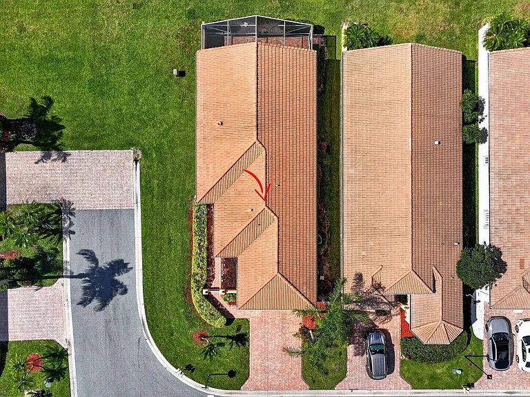 7116 Cataluna Cir — Photo 48