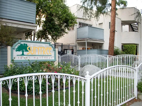 18411 Hatteras St Unit 235, Tarzana, CA 91356