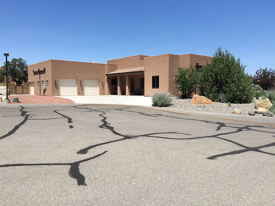 1st image of 6458 Castle Rock Cir