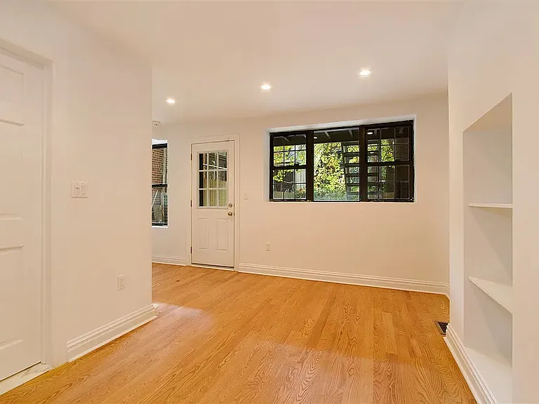 332 Mac Donough St #1 — Photo 3
