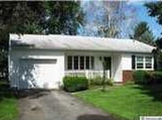 17 Bedford Ct, Toms River, NJ 08757