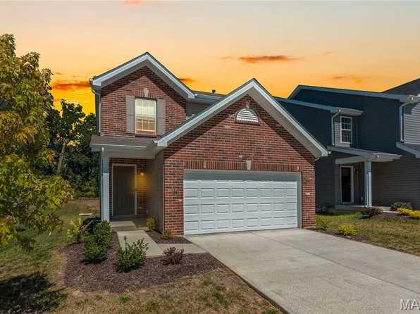 155 Day Lily Ln, Wentzville, MO 63385
