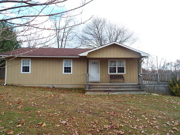 2nd image of 127 E Windcrest Dr