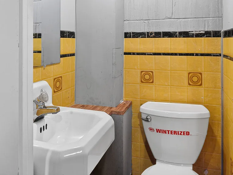 520 Hawthorne Rd #1 — Photo 13
