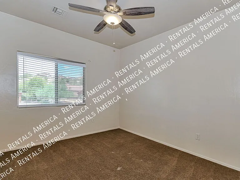 89 E Brearley Dr — Photo 8