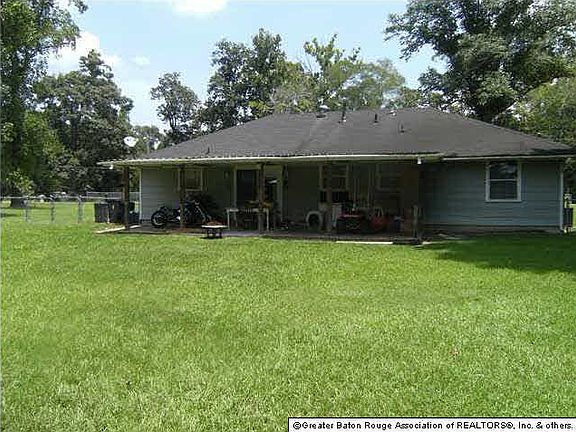 2nd image of 15222 Forest Oak St
