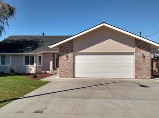 201 Skone Way, Wapato, WA 98951