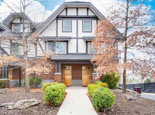 715 NE Oak St APT B, Pullman, WA 99163