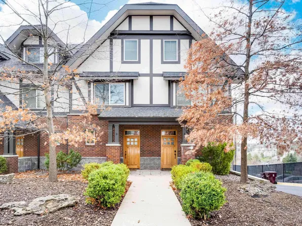 715 NE Oak St APT B, Pullman, WA 99163