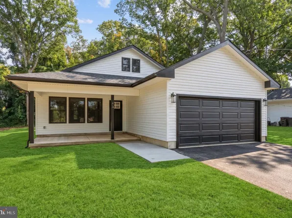 15 Hilltop Ave, Blackwood, NJ 08012