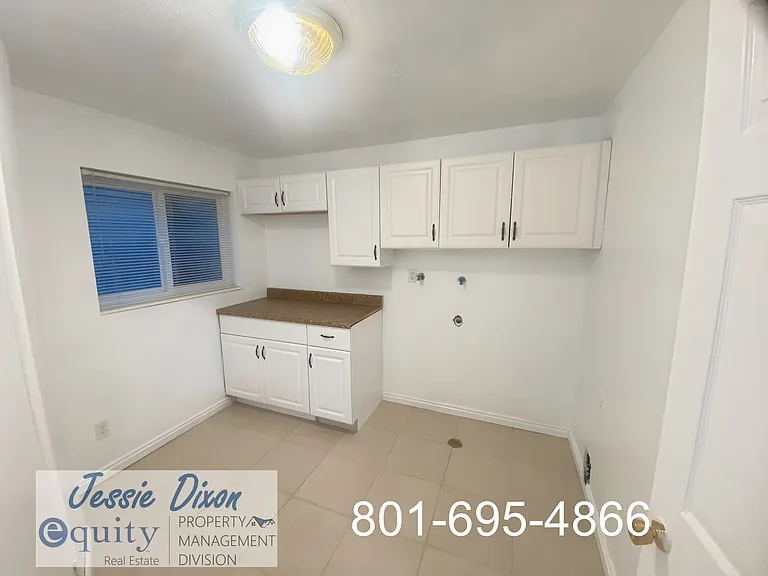 879 Rice Cir — Photo 14