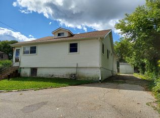 22493 W Fairview Dr, Antioch, IL 60002